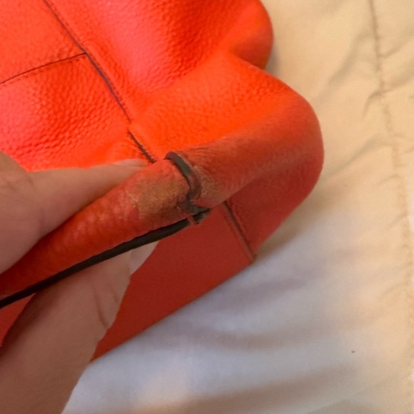 Tory Burch Red/Orange Shoulder Bag with Embossed Logo - Picture 9 of 16